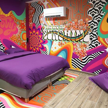 Capsule Groovy-Jacuzzi-Sauna-Billard-Netflix- Nintendo Switch & Jeux Mons Exterior foto