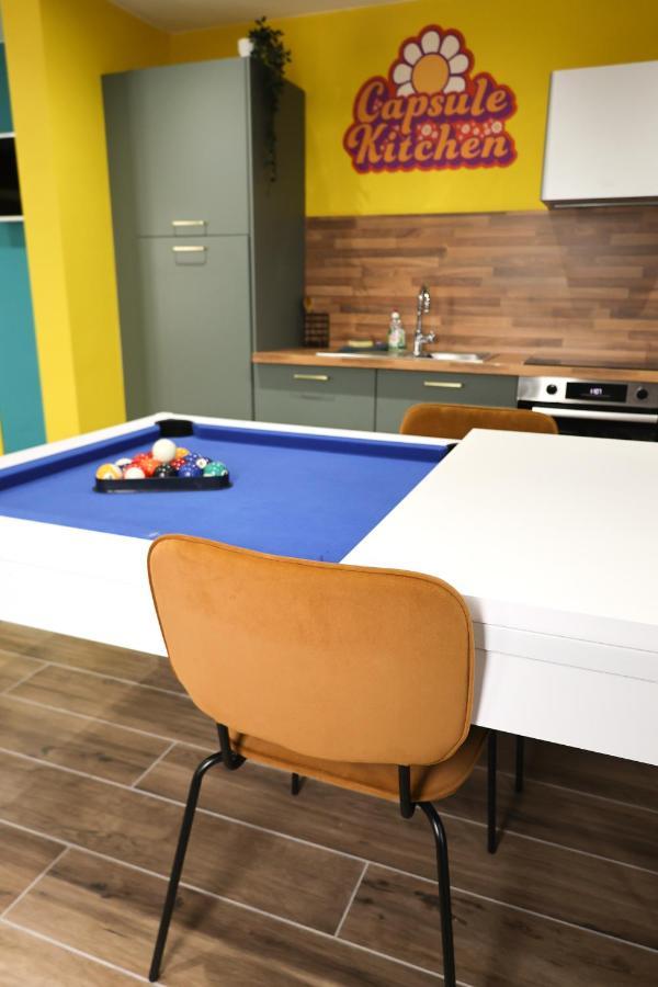 Capsule Groovy-Jacuzzi-Sauna-Billard-Netflix- Nintendo Switch & Jeux Mons Exterior foto