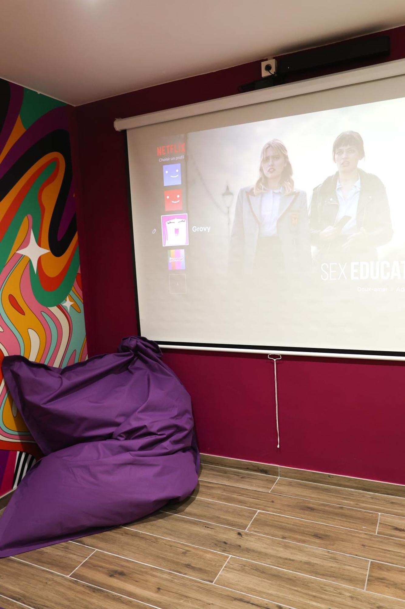 Capsule Groovy-Jacuzzi-Sauna-Billard-Netflix- Nintendo Switch & Jeux Mons Exterior foto