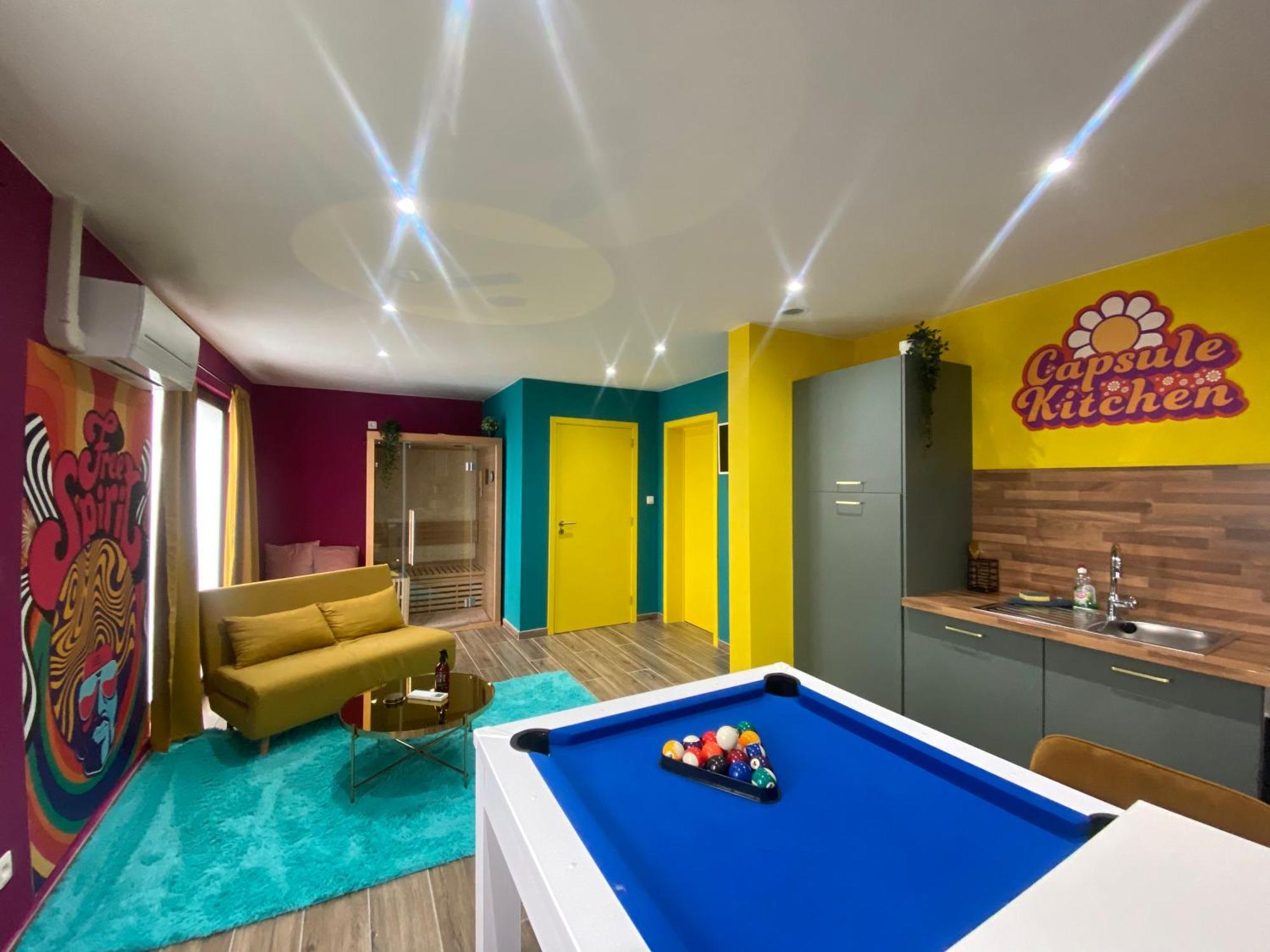 Capsule Groovy-Jacuzzi-Sauna-Billard-Netflix- Nintendo Switch & Jeux Mons Exterior foto